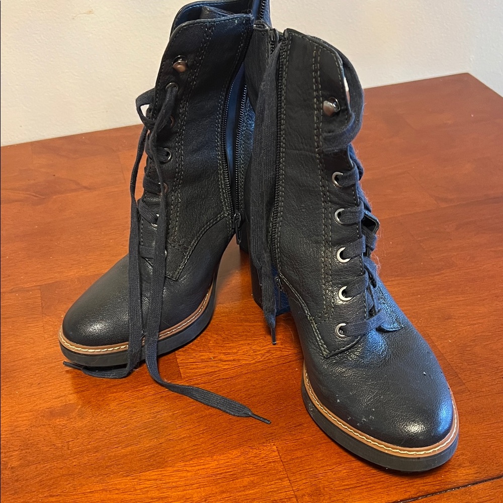 Naturalizer Black Lace-Up Ankle Boots